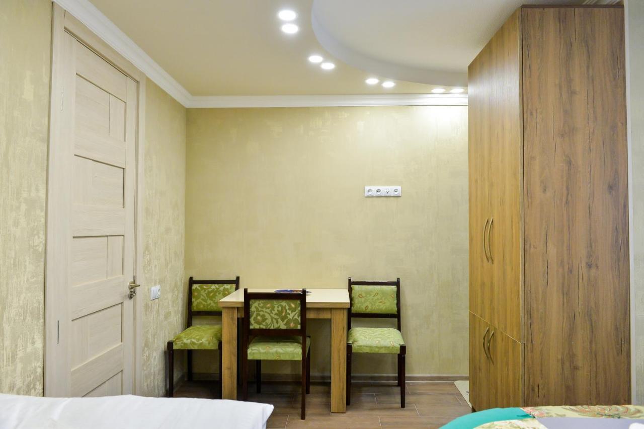 Hostel Look Koutaïssi Extérieur photo